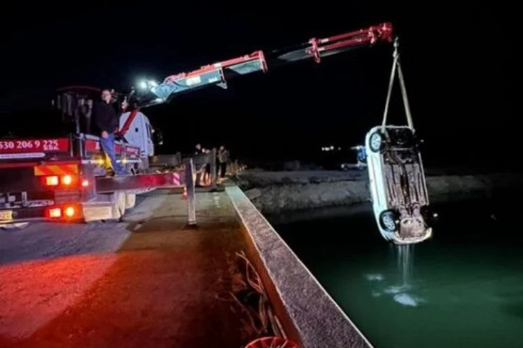 Dalaman'da bir araç köprüden suya uçtu: 2 kişi hayatını kaybetti