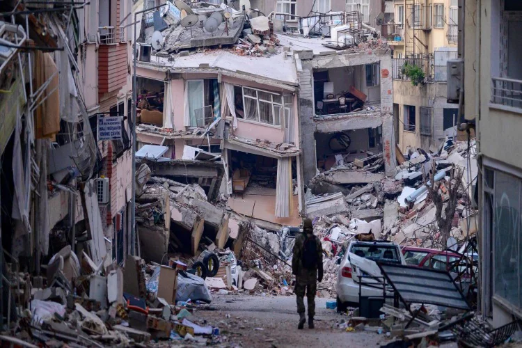 7 büyüklüğünde deprem riski olan iller belli oldu: İzmir de o iller arasında