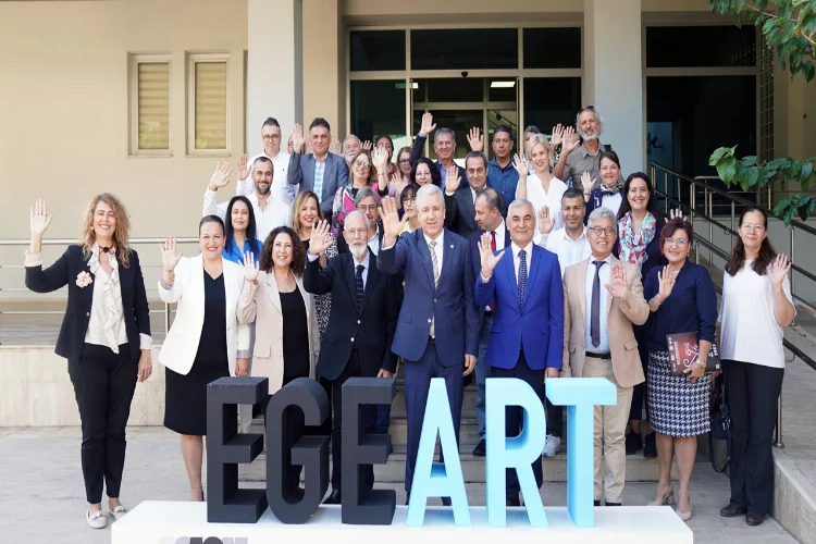 EgeArt kapılarını İzmirli sanatseverlere açıyor