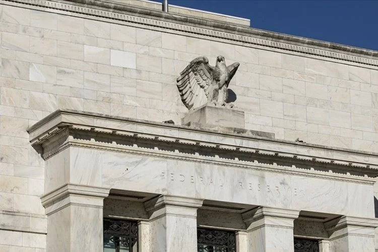 Fed: Komite faiz oranını düşürmenin uygun olacağını öngörmüyor