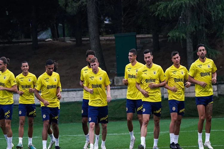 Fenerbahçe, UEFA Konferans Ligi kadrosunu açıkladı