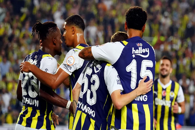 Fenerbahçe, RAMS Başakşehir'i farkla yendi
