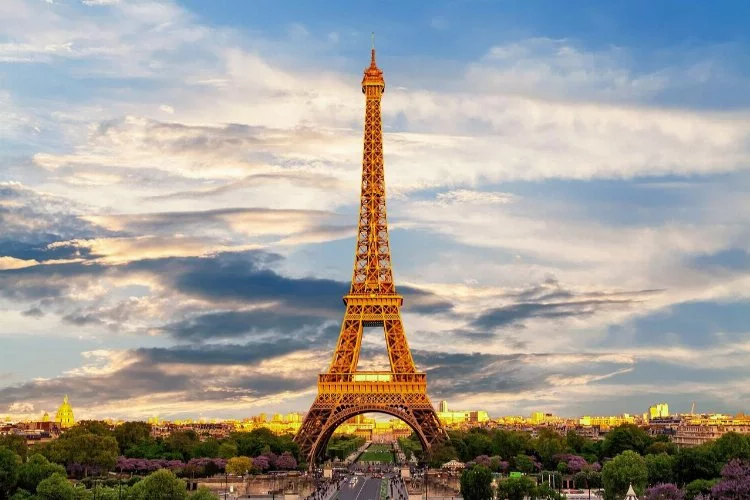 Fransa’nın sembol yapısı Eyfel Kulesi ne zaman yapıldı? Eyfel Kulesi giriş ücreti ne kadar?