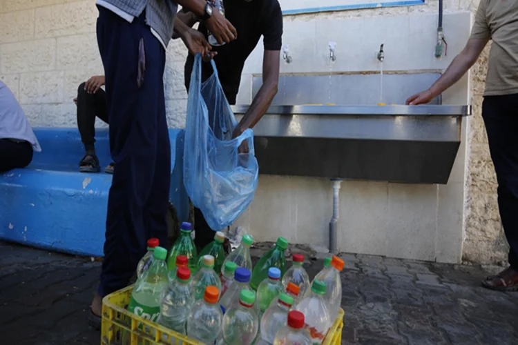 İsrail 600 bin insanı temiz susuz bıraktı