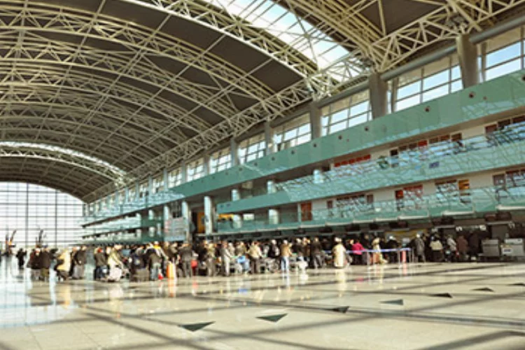 Adnan Menderes Havalimanı'nın yolcu istatikleri açıklandı