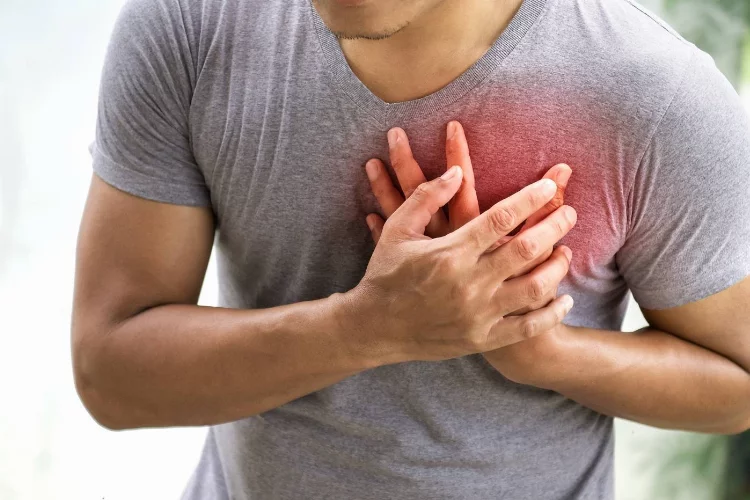 Her göğüs ağrısı kalp krizi ile mi ilgilidir?
