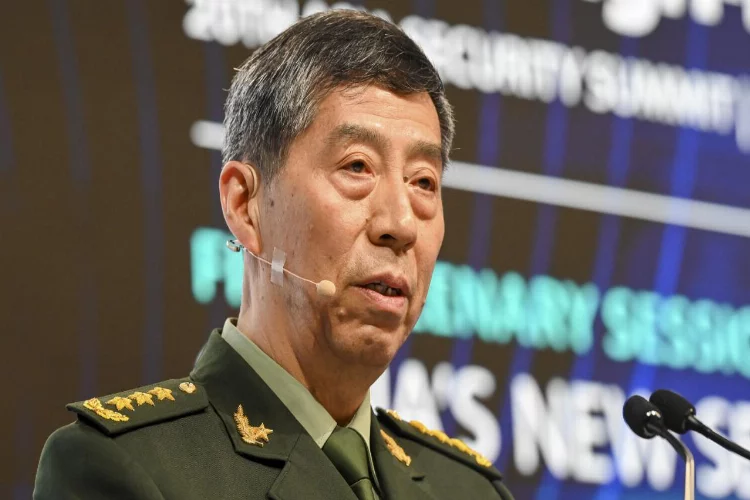 Savunma Bakanı Li Şangfu görevden alındı