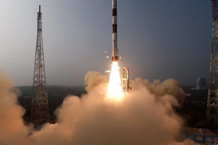 Hindistan'dan uzaya gözlem uydusu