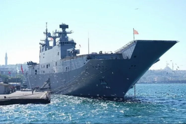 İspanya'nın amfibi hücum gemisi İstanbul'da