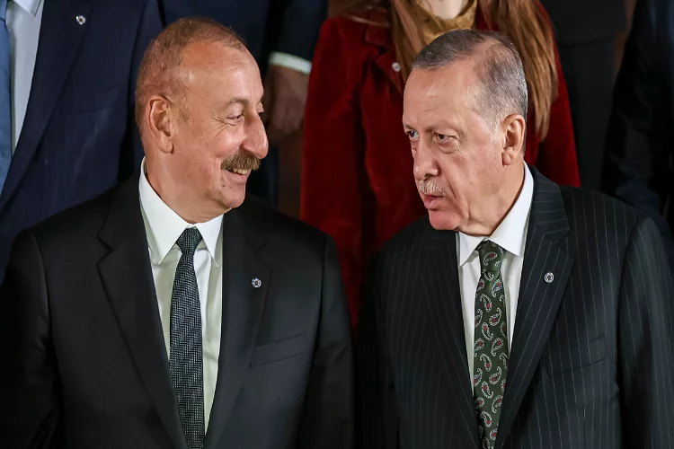 İlham Aliyev'den Erdoğan'a teşekkür