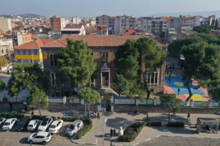 İzmir Bergama Güzel Sanatlar Lisesi öğrencilerini bekliyor