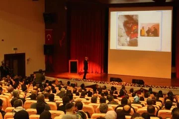 İnönü Üniversitesi'nde 2023 yılı değerlendirme toplantısı düzenledi