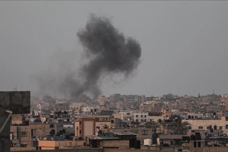 İsrail Gazze'nin kuzeyine hava saldırıları düzenliyor