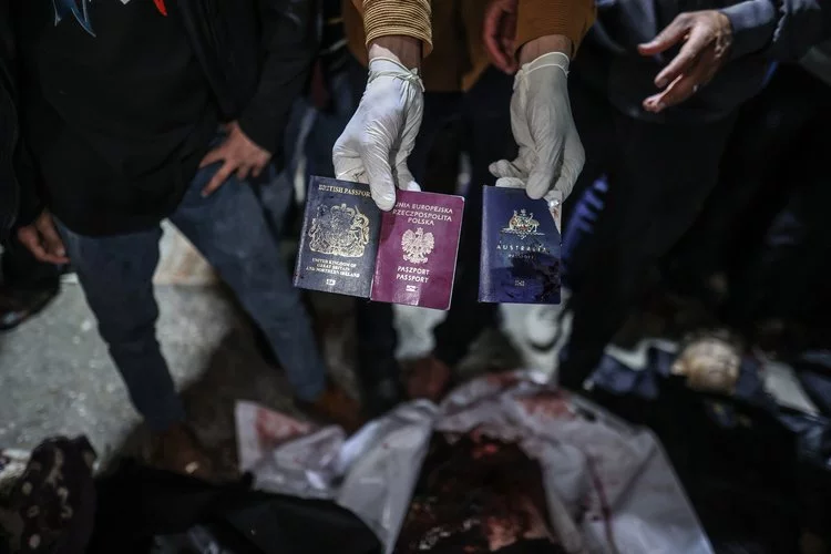 İsrail'in Gazze'ye saldırıları sürüyor: Uluslararası yardım kuruluşu için çalışan Batı uyruklu çalışanlar yaşamını yitirdi