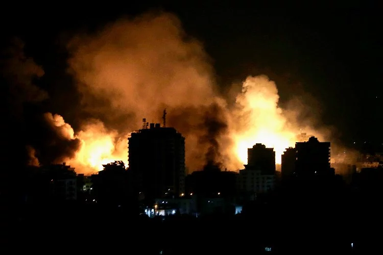 İsrail'in saldırdığı Gazze'de can kaybı 31 bini geçti