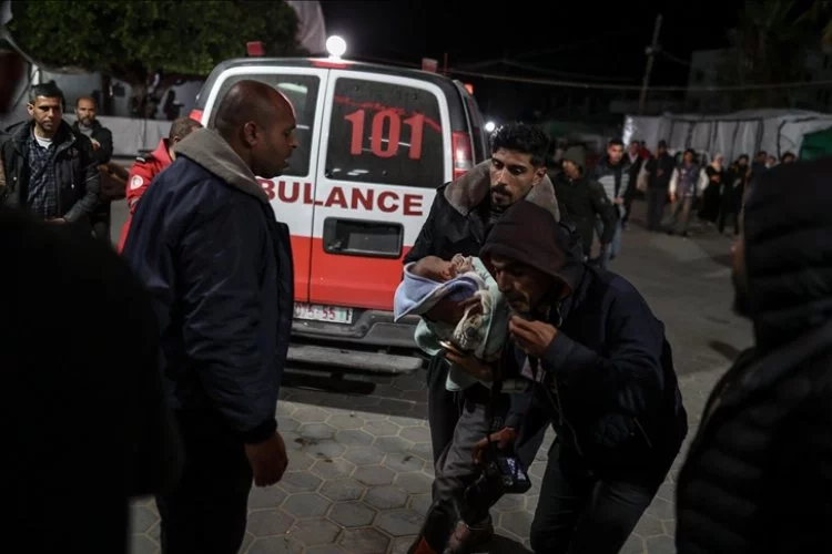 İsrail'in Şifa Hastanesi çevresine yönelik saldırılarında bir çok kişi hayatını kaybetti
