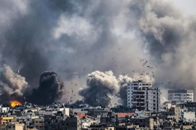 İsrail yine sivilleri vurdu: Sivillerin sığındığı bina yerle bir oldu