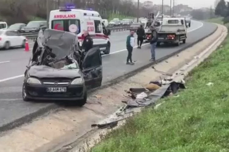 İstanbul'da zincirleme trafik kazası: 2 ölü 4 yaralı