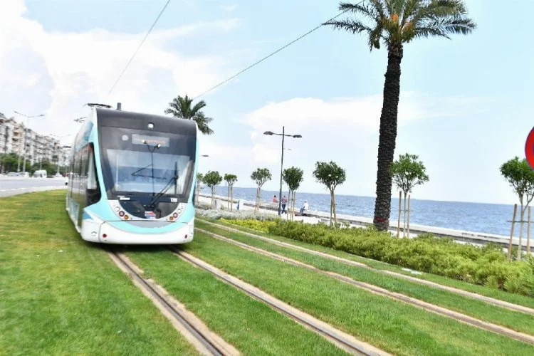 İzmir Büyükşehir'den tramvay ihalesi