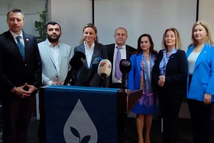 'İzmir’de dengeler değişecek': DEVA’nın adayları görücüye çıktı