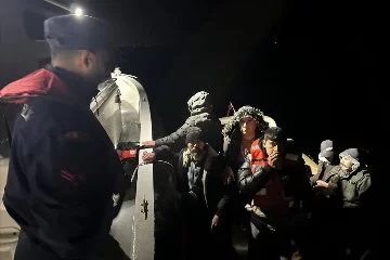 İzmir Haber: 57 düzensiz göçmen yakalandı
