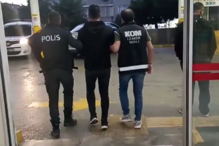 İzmir haber: FETÖ operasyonunda 31 gözaltı