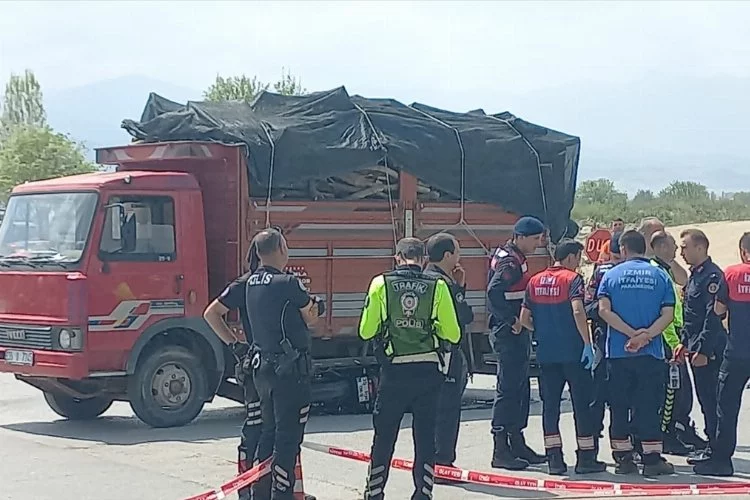 İzmir haber: Ödemiş'teki kazada yaşamını yitiren bekçinin cenazesi toprağa verildi
