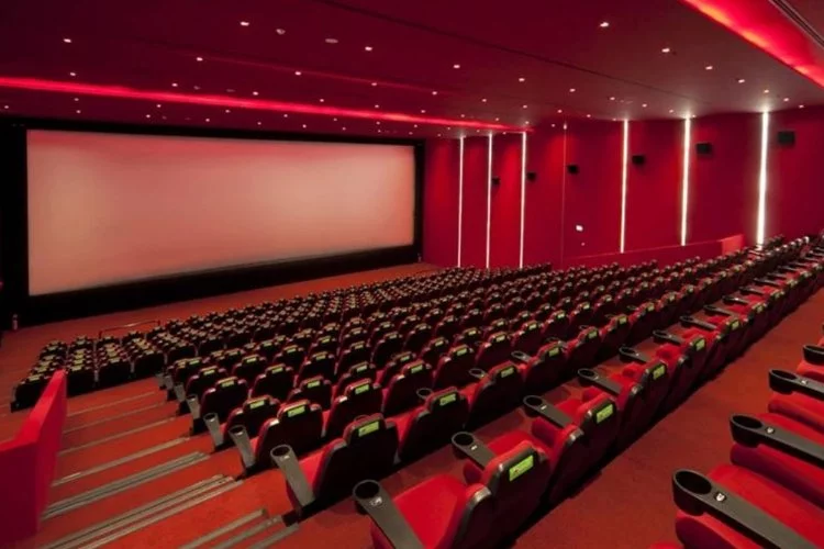 İzmir sinemalarında bu hafta ne var? Hangi filmler vizyona girdi?