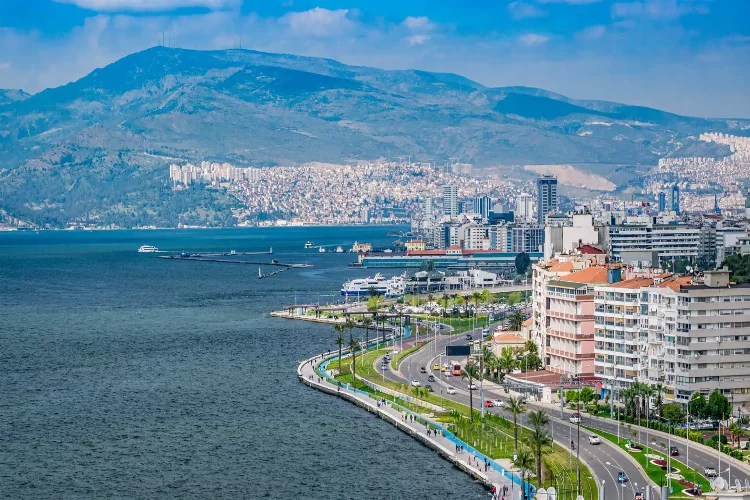 İzmir’de en sevilen 10 AVM