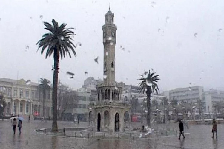 İzmir'de hafta sonu hava nasıl olacak?