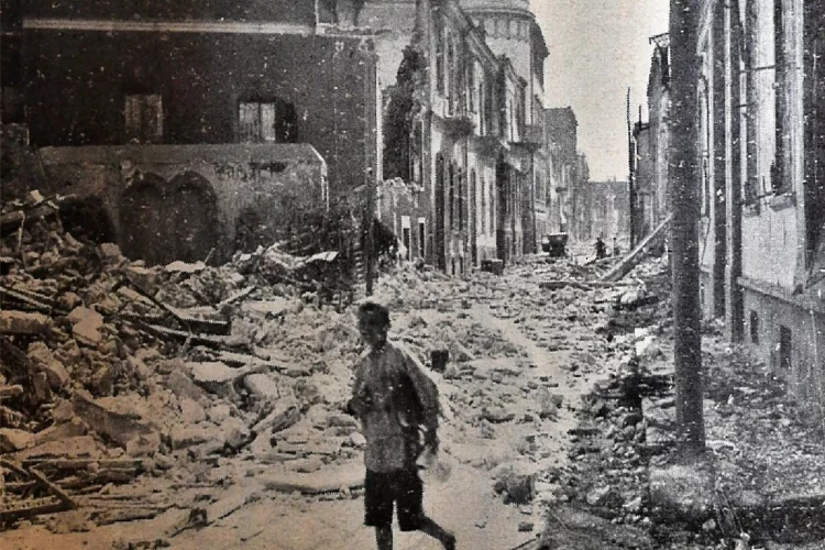 1922, İzmir’in Kurtuluşu mu? Yoksa kül oluşu mu?