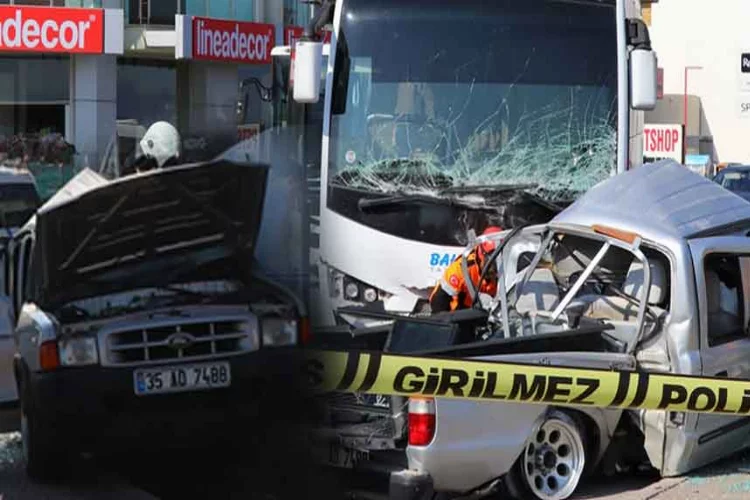 İzmir'de feci kaza! Pikap, askeri servise çarptı