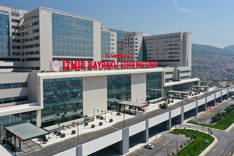 İzmir Şehir Hastanesi’nde kavga, dövüş yemek iddiası! 