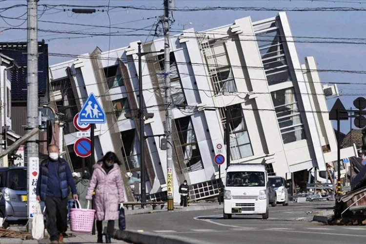 Japonya'da meydana gelen depremde hayatını kaybedenlerin sayısı  64'e çıktı