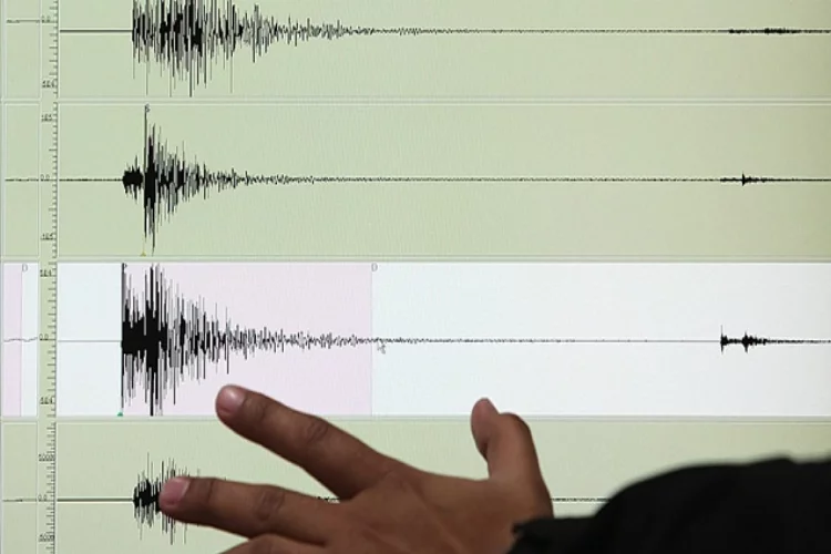 Japonya'nın güneybatısında 5,8 büyüklüğünde deprem