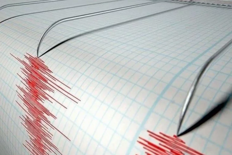 Marmara'da deprem paniği... İstanbul ve Bursa'da hissedildi 