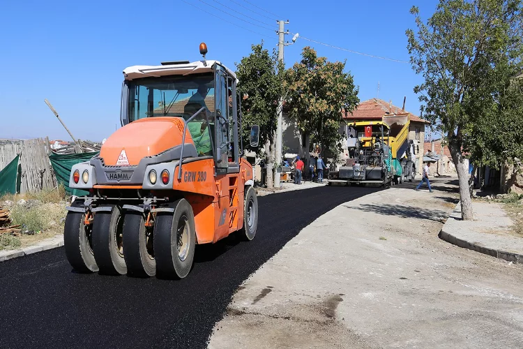 Karaman'da asfalt çalışmaları son gaz devam