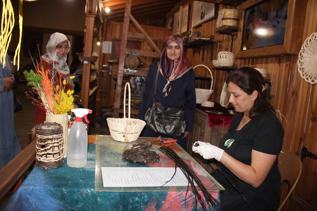 Karşıyakalı kadınlardan Tire kültür turu (3)