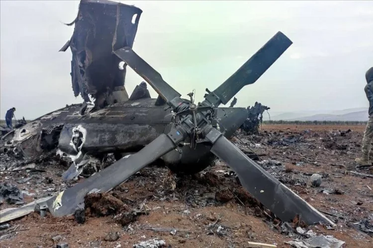 Kırım'da Rusya’ya ait askeri helikopter düştü