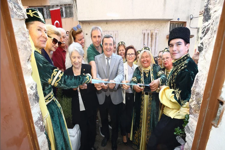 İzmir'de Tatar Kırım Türkleri Evi açıldı