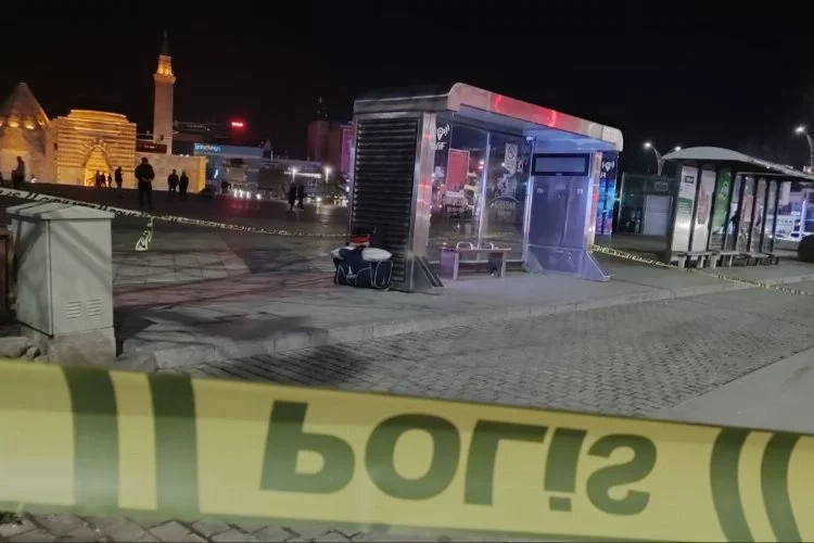Kırşehir'de panik anları: Unutulan çantadan kıyafetler çıktı