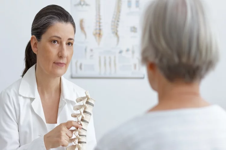 Osteoporoz ilerledikçe ciddileşiyor