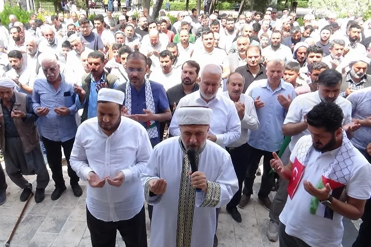 Kudüs'te öldürülen Şanlıurfalı imam için gıyabi cenaze namazı