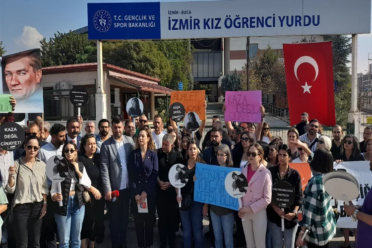 CHP İzmir’den yurt önünde ‘Zeren Ertaş’ isyanı: Kaza değil cinayet!