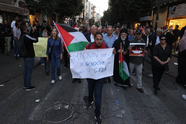 Filistinliler, Macron'un ziyaretini protesto etti