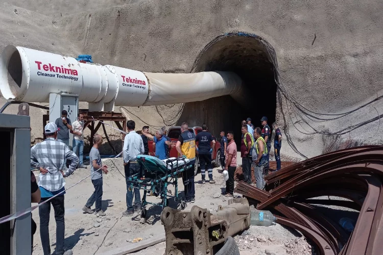 Manisa'da hızlı tren şantiyesinde gaz zehirlenmesi: Mahsur kalan işçiler kurtarıldı