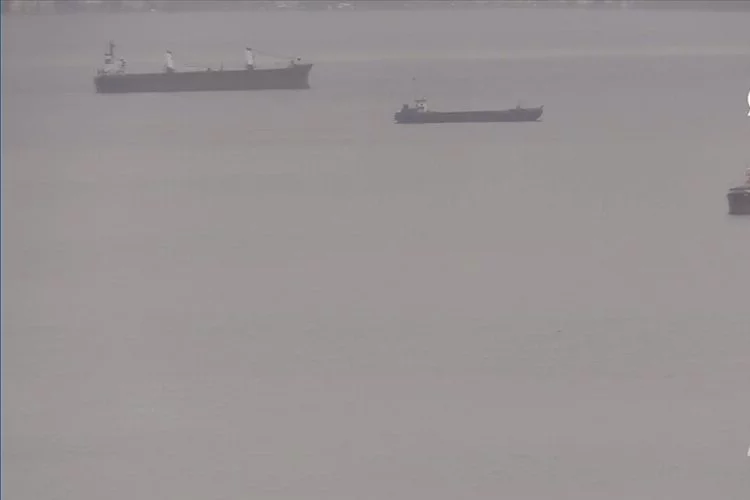 Marmara Denizi'nde kargo gemisi battı: Mürettebatı kurtarma çalışmaları sürüyor