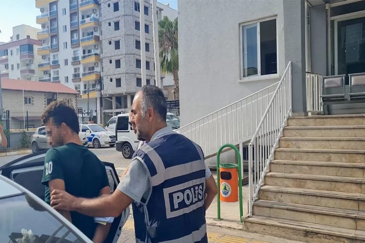 Mersin'de hırsızlık yapan şüpheliler kıskıvrak yakalandı