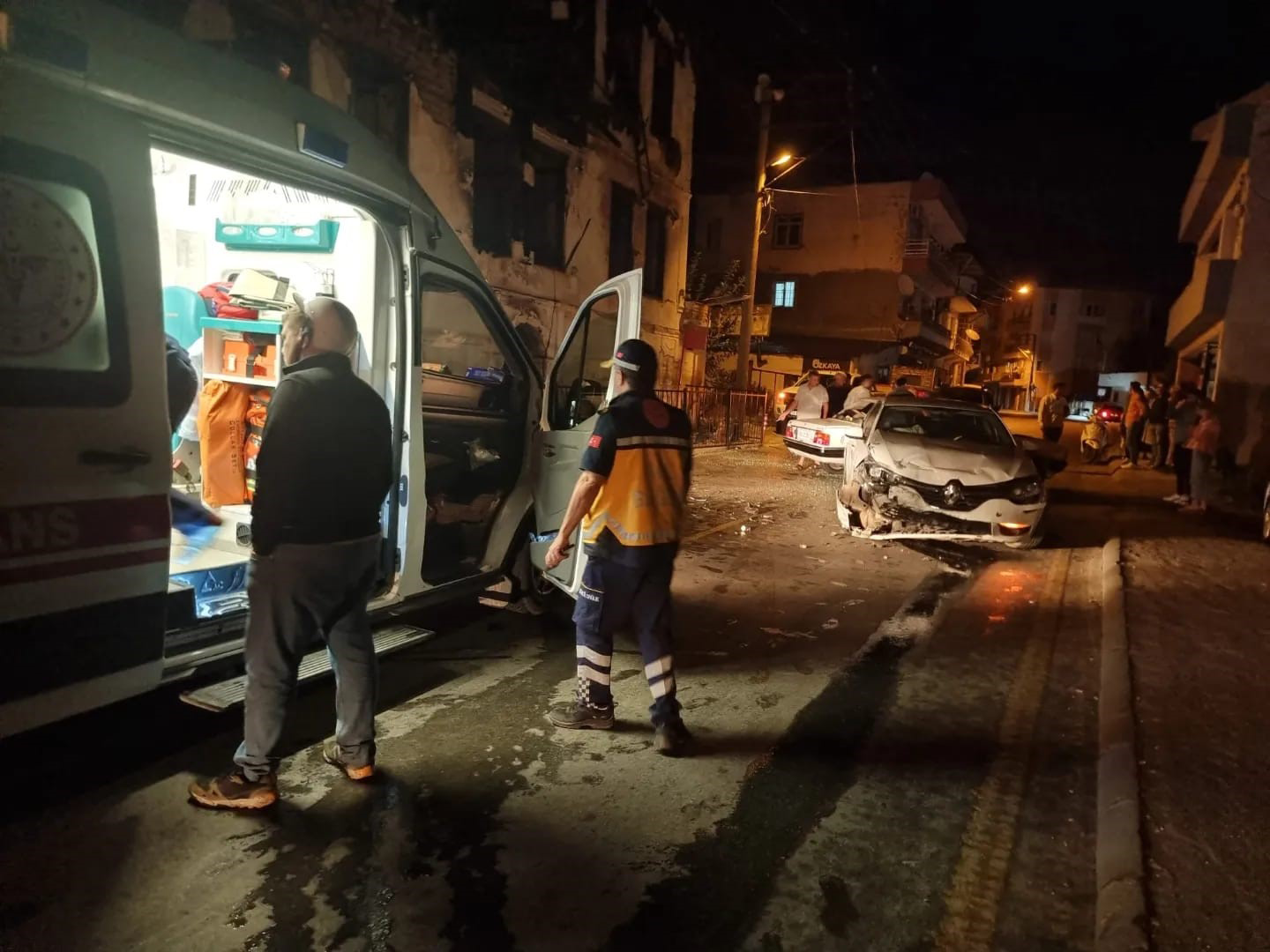 Milas’ta trafik kazası1 (3)