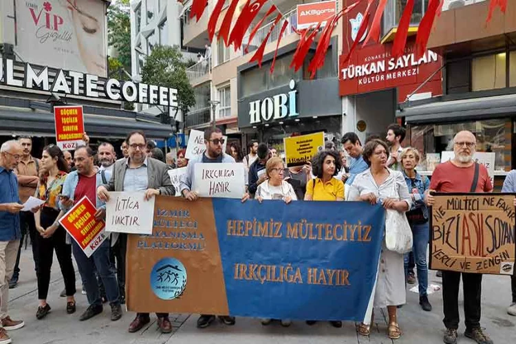 İzmir'de mülteci düşmanlığına tepki: Nefret suçtur!